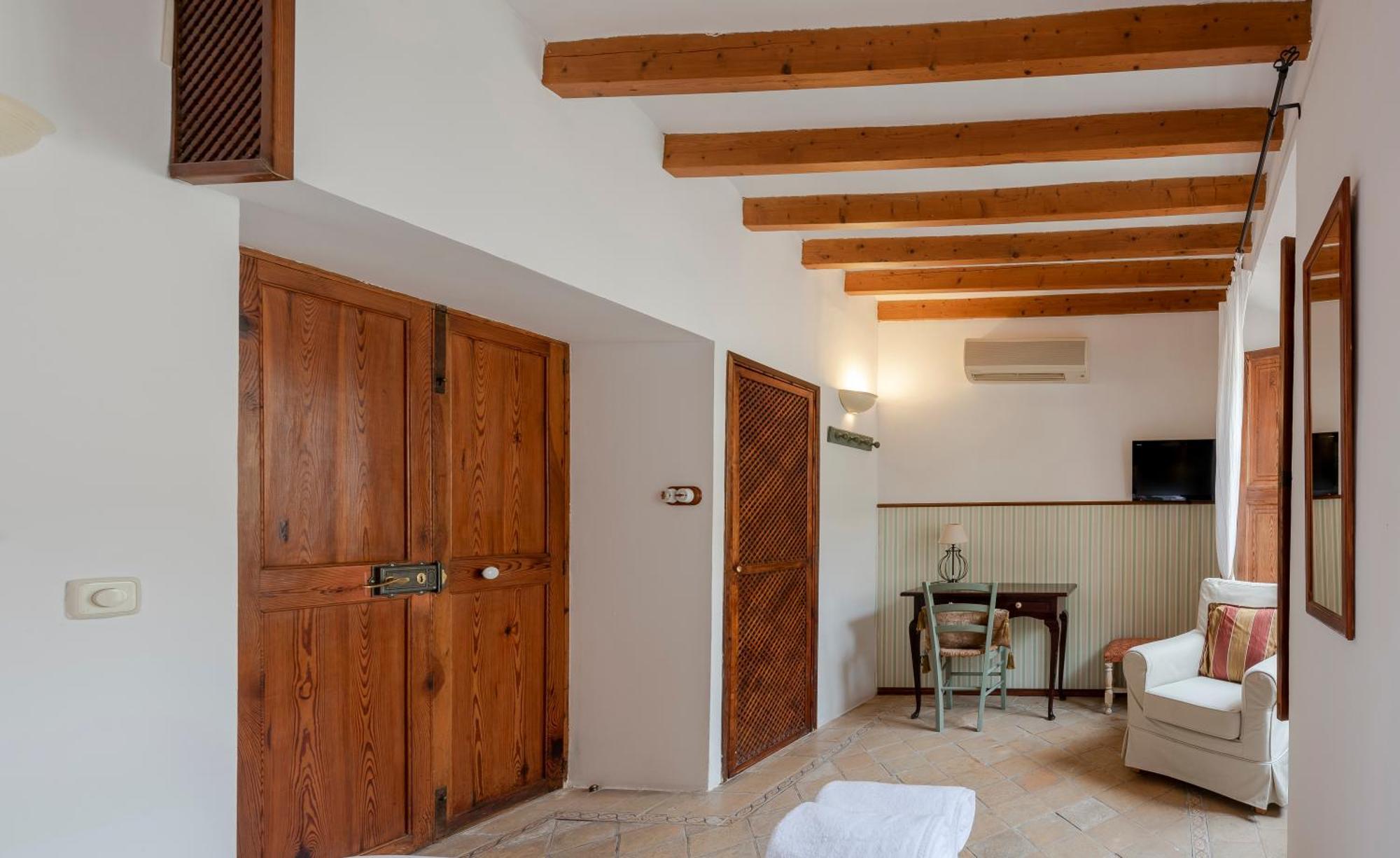 Hotel D'Interior Ca Mado Paula Banyalbufar Oda fotoğraf